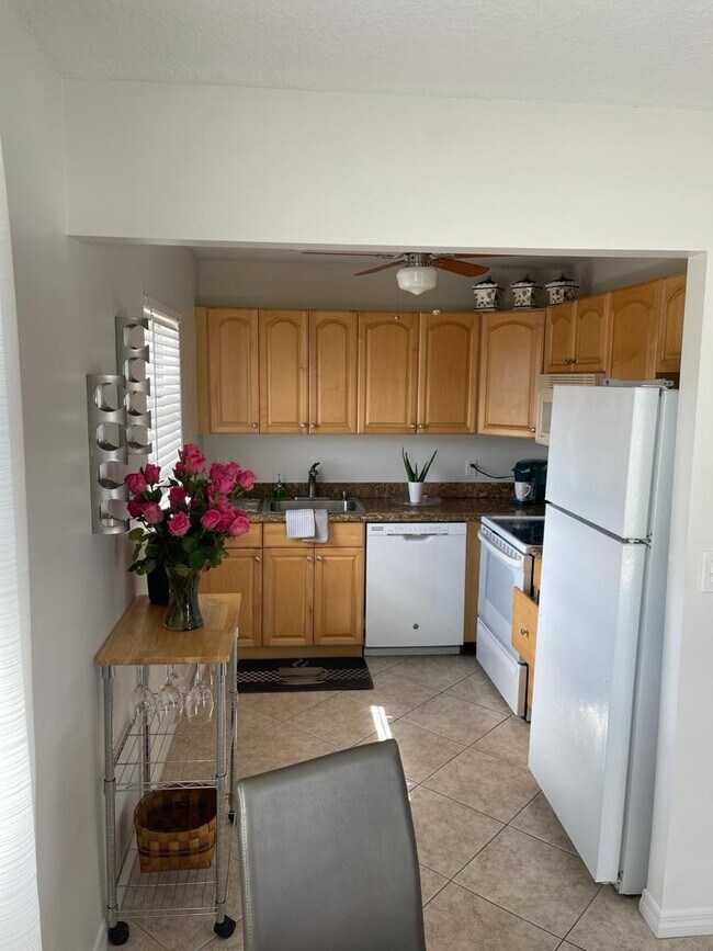 Building Photo - 148 Tuscany Ln