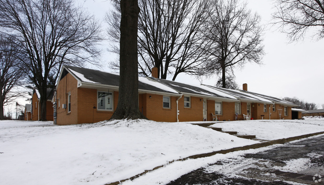 Building Photo - 62-68 N Home Rd