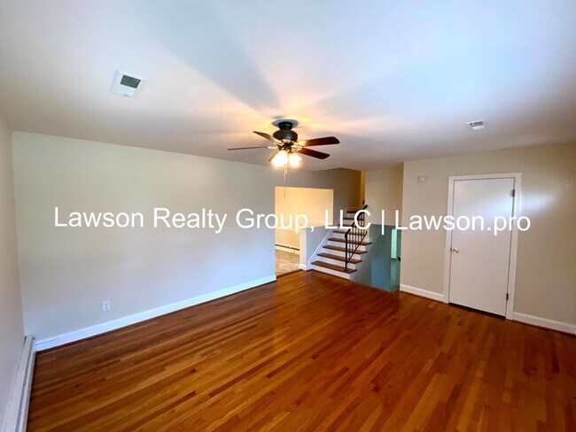 Foto del edificio - 1706 Glendon Rd