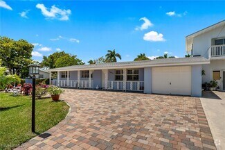 Building Photo - 1140 Rainbow Dr