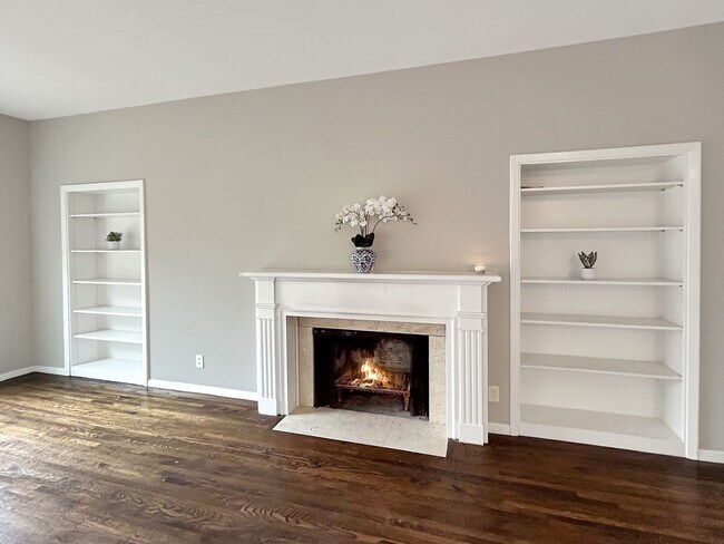 Foto del edificio - Stunning views. Serene atmosphere. Superb Edina. 3 Large Bedrooms + Office Space.