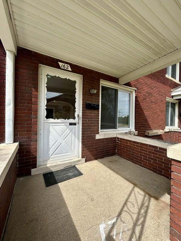 Building Photo - 162 Labadie St