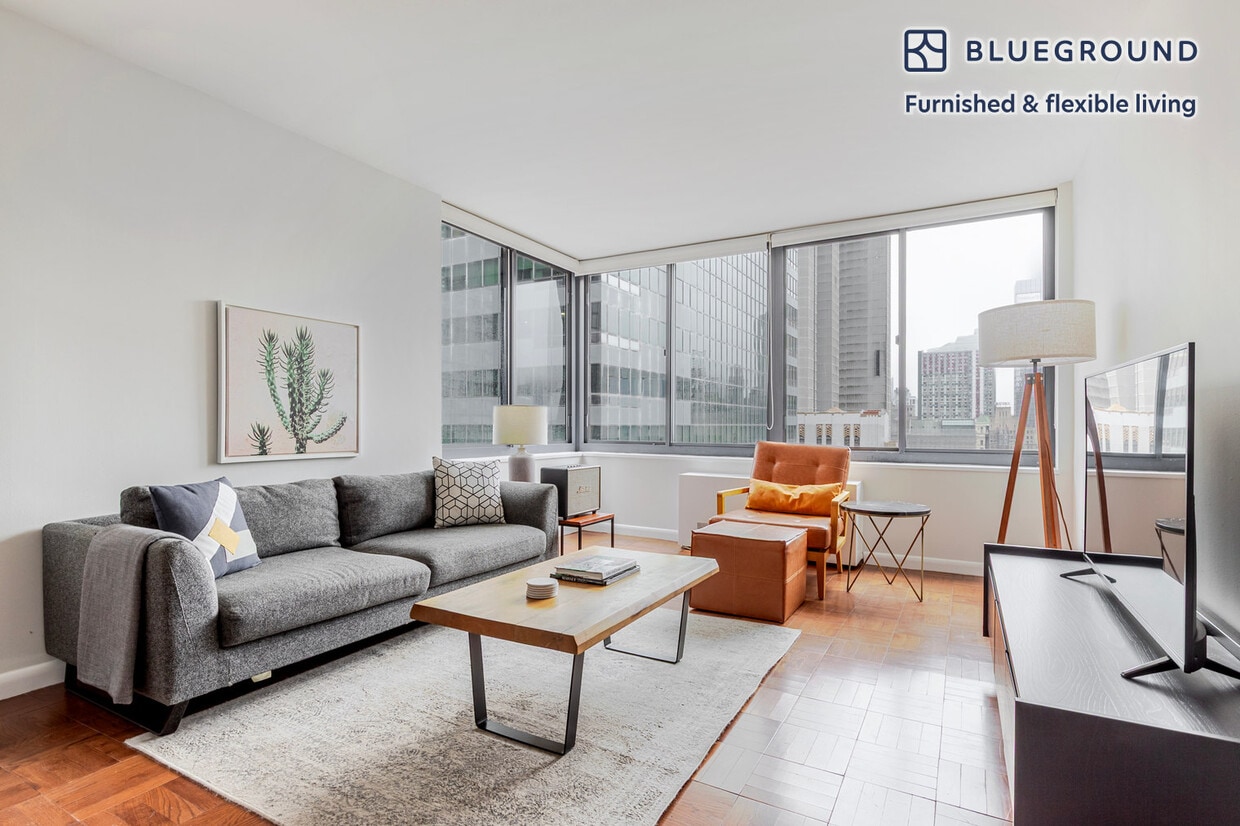 Foto principal - 235 W 48th St