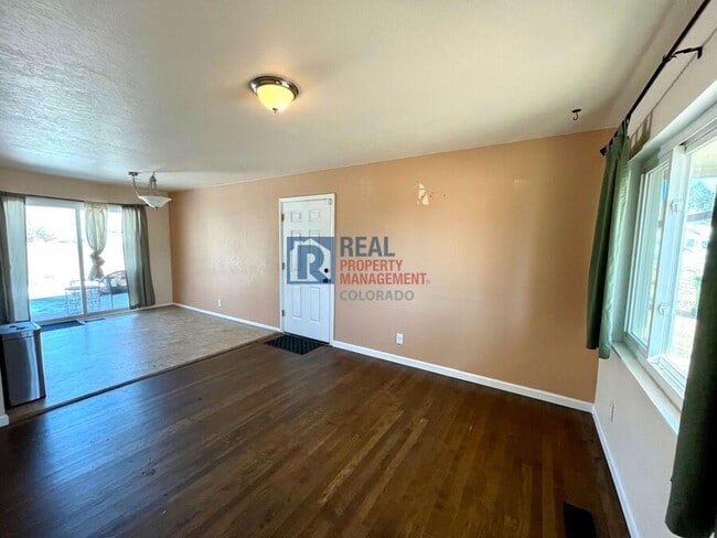Building Photo - 508 Acoma Dr