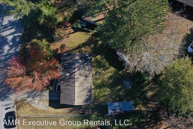 Building Photo - 3 br, 1.5 bath House - 11 Old Dominion Court