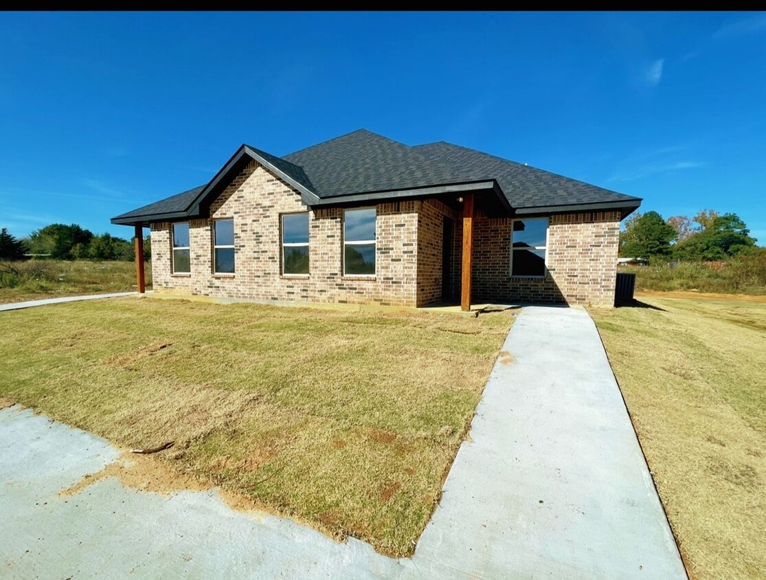 Primary Photo - Charming 3 bedroom 2 bathroom duplex in Si...