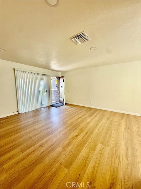 Foto del edificio - 621 N Alhambra Ave