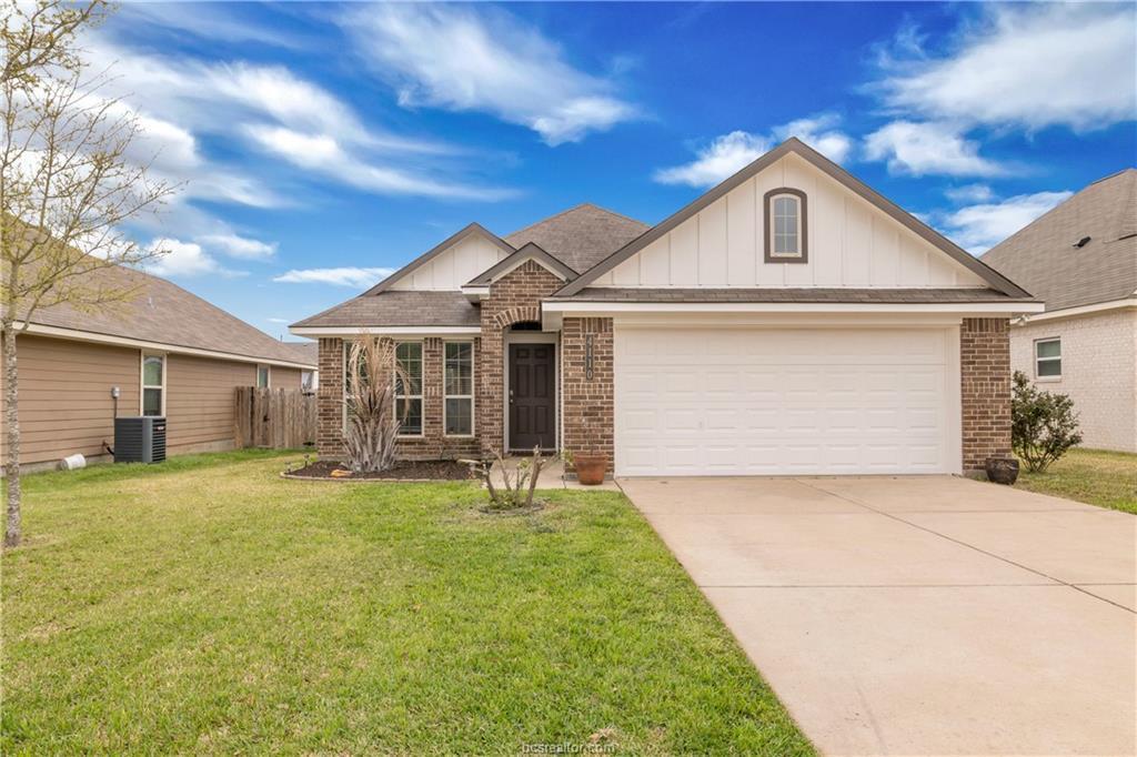 Foto principal - 4110 Whispering Creek Dr