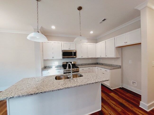 Foto del edificio - 1433 Springvale Hill Dr