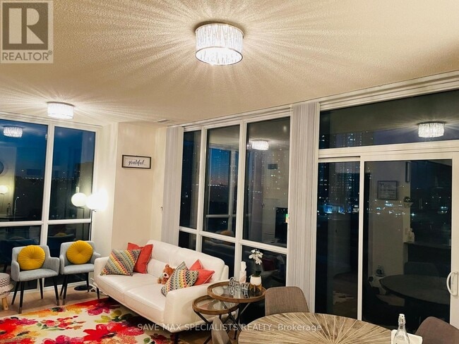 Building Photo - 3975 Grand Park Dr