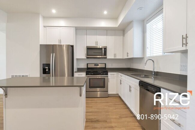 Foto del edificio - 4728 Dutch Hollow Ln