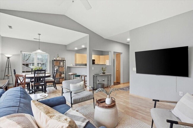 Foto del edificio - 1140 E Dayton St