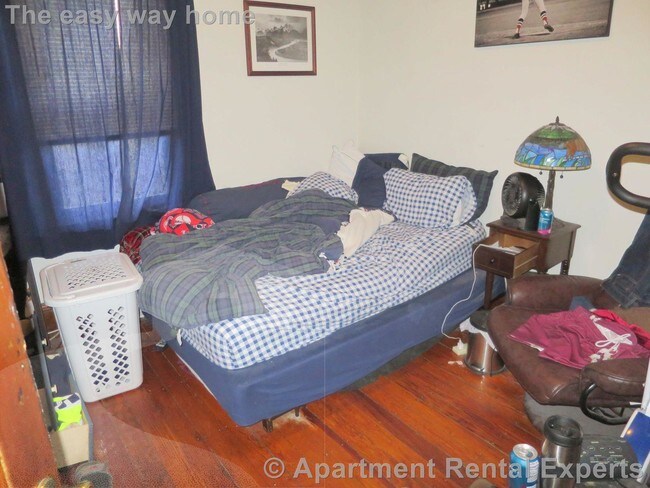 Building Photo - 5 bedroom in Somerville MA 02144