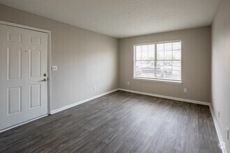1BR, 1BA - 610SF - The Wembley - Living Room - The Dylan