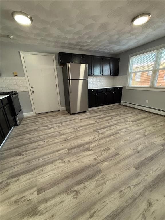 Foto del edificio - 61 Esten Ave