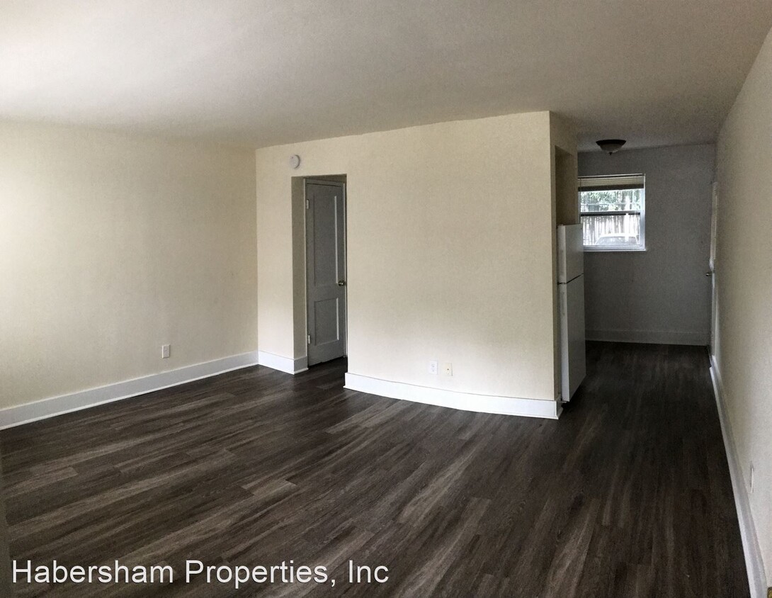 Primary Photo - 20 Standish Ave NW