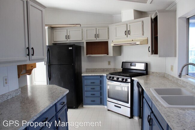 Building Photo - 2 br, 2 bath House - 15455 Moore Rd.