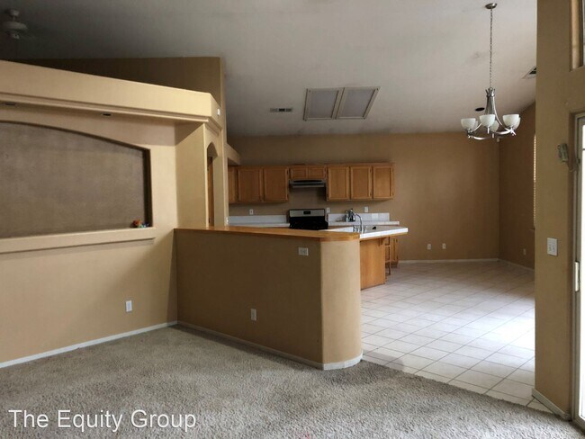 Foto del edificio - 4 br, 2 bath House - 1536 East Parkview Ave