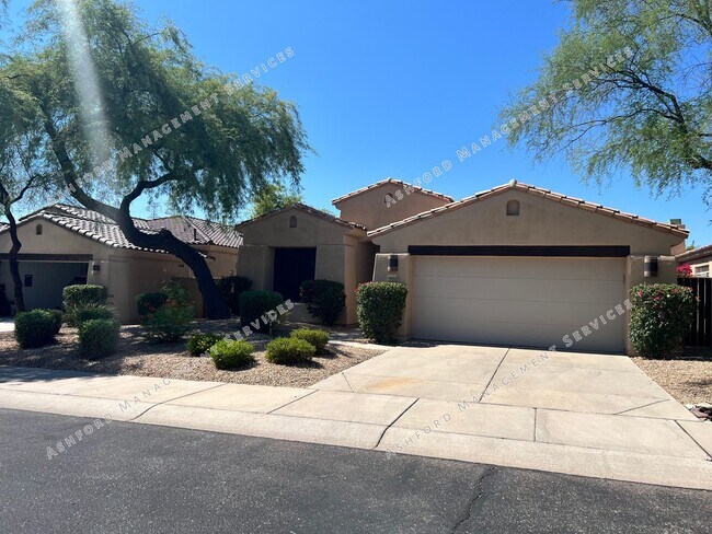 Foto del edificio - COME HOME TO LUXURY IN GATED GRAYHAWK GOLF...