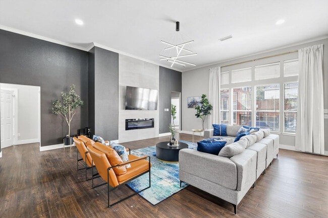 Foto del edificio - 5709 Courtney Cir