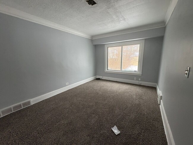 Building Photo - 1007 Elbon Rd