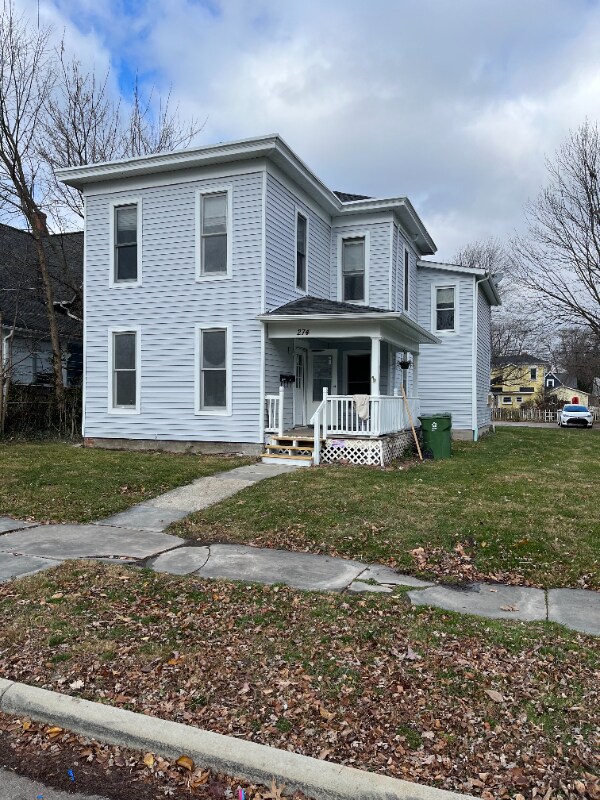 274 W 8th St Unit 1/2, Marysville, OH 43040 Room for Rent in Marysville, OH