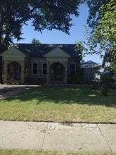 Building Photo - 5940 Llano Ave