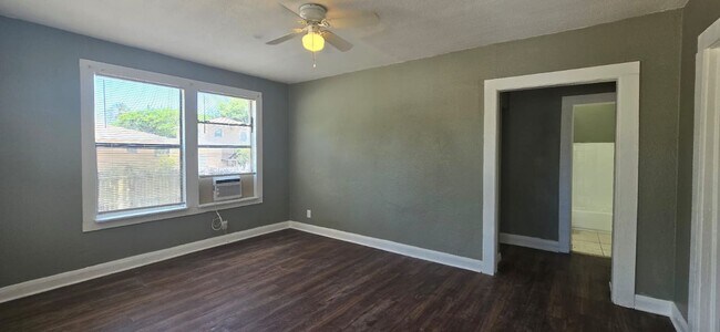 Foto del edificio - 5 Bedroom St Pete Home