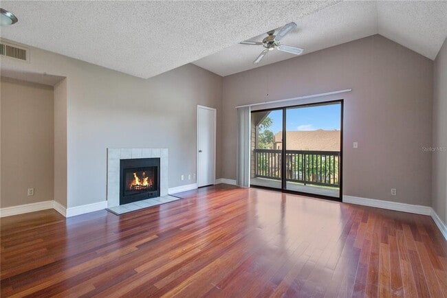 Building Photo - 320 Black Oak Ct