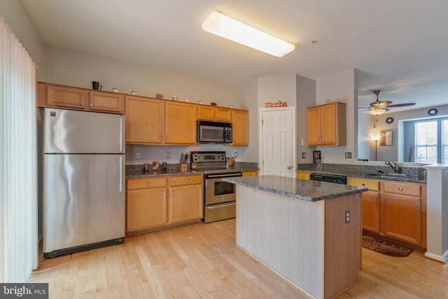 Building Photo - 8149 Jade Crossing Ct