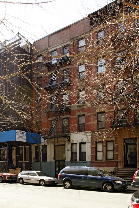 Foto del edificio - 628 E ninth St
