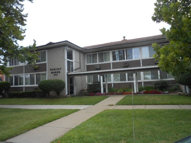 Primary Photo - Fairway Manor