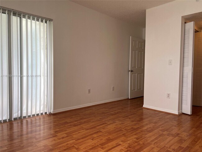 Building Photo - 2640 S University Dr