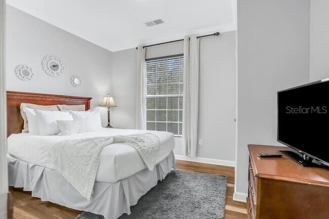 Building Photo - 1301 Tuscan Terrace