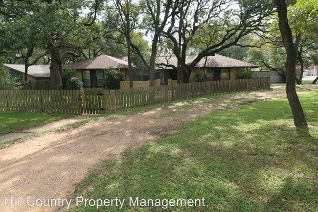 Building Photo - 4 br, 2 bath House - 8909 Roxborough Street