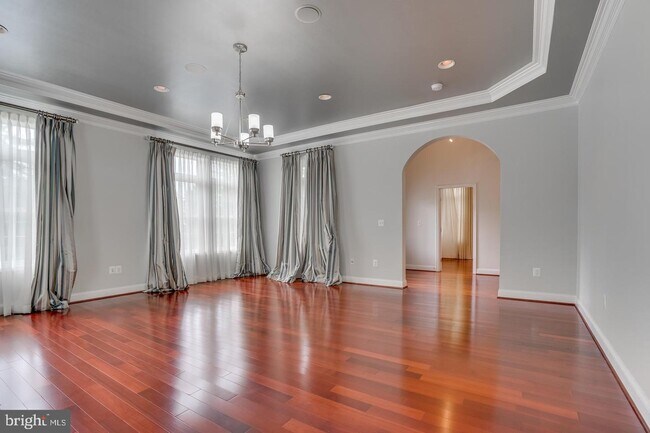Foto del edificio - 916 N Cleveland St