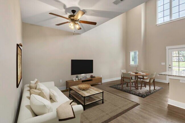 Building Photo - Modern 2 Bedroom Townhouse on the Swamp Ra...