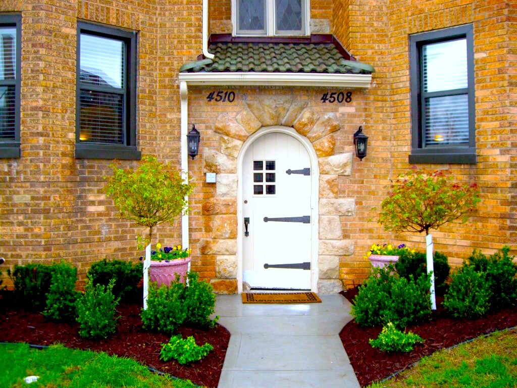 Foto principal - 4512 Broadway St