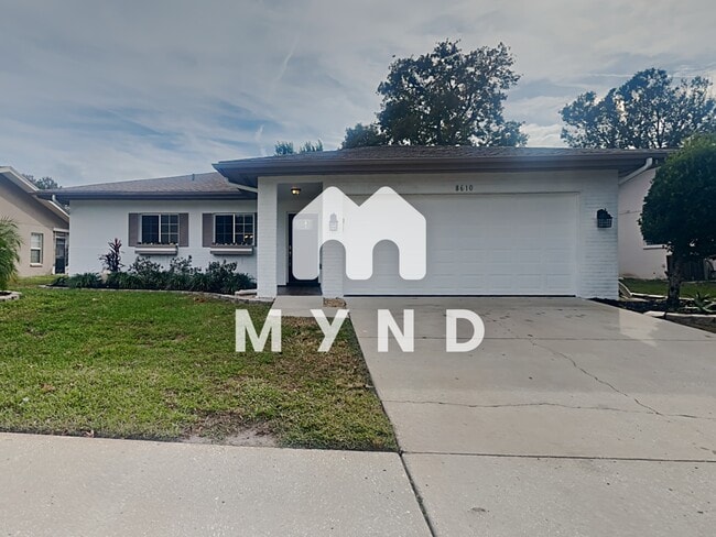 Building Photo - 8610 Sagewood Dr