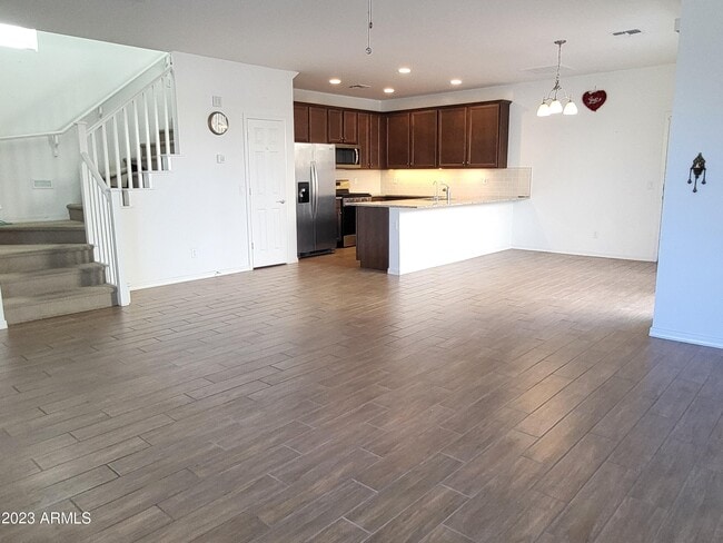 Building Photo - 2052 W El Cortez Trl