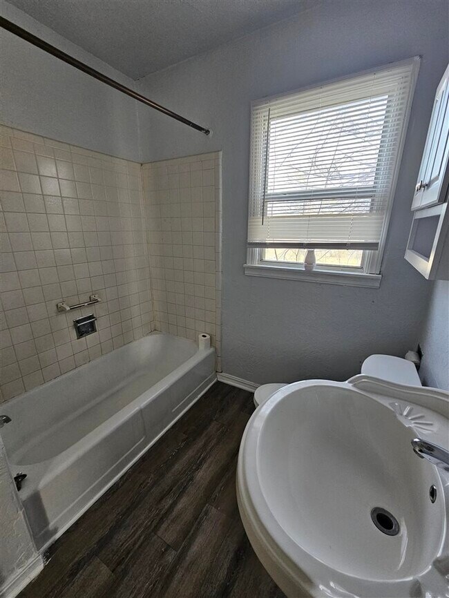 Foto del edificio - 2901 Prentice NW