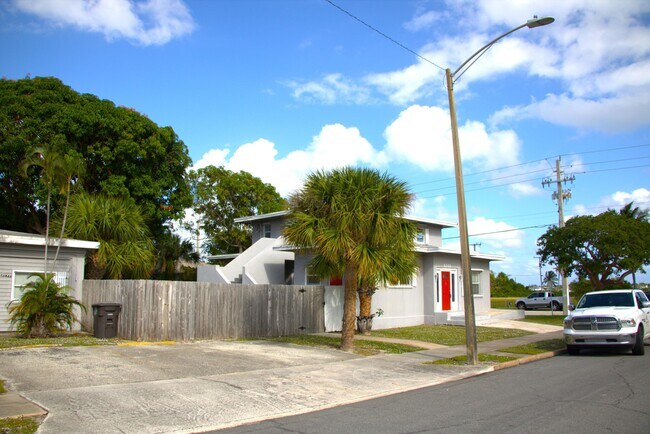 Foto del edificio - 5701 N Flagler Dr