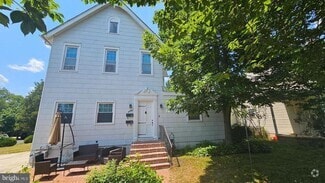 Building Photo - 534 Park Ave