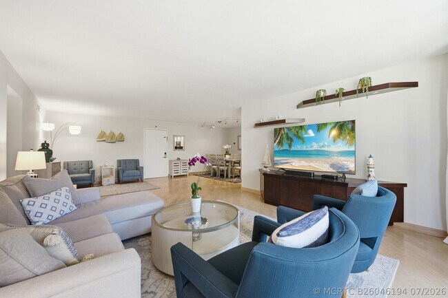 Foto del edificio - 3200 S Ocean Blvd