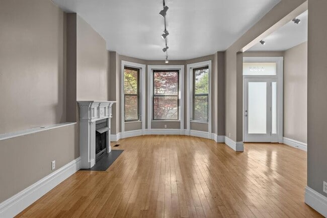 Building Photo - 4133 Laclede Ave