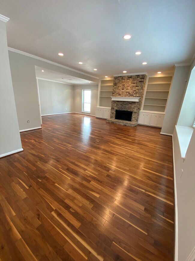 San Felipe Townhomes Apartments 14351557 Bering Dr Houston, TX