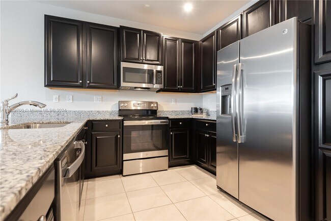 Building Photo - 10907 SW 233rd St
