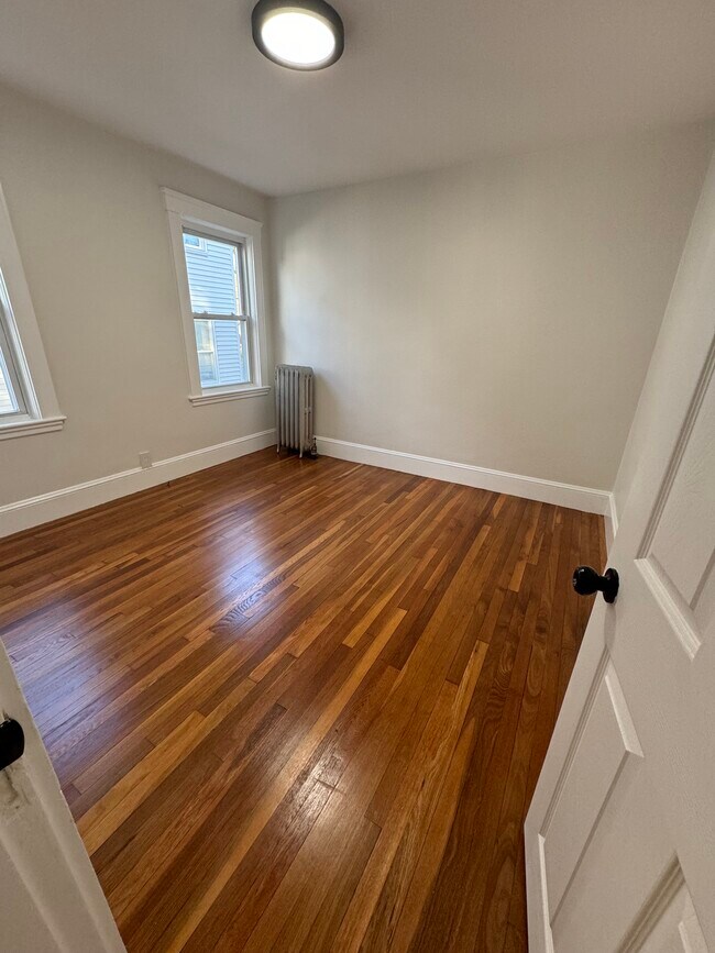 18 Winslow Rd Unit 2, Belmont, MA 02478 Condo for Rent in Belmont, MA