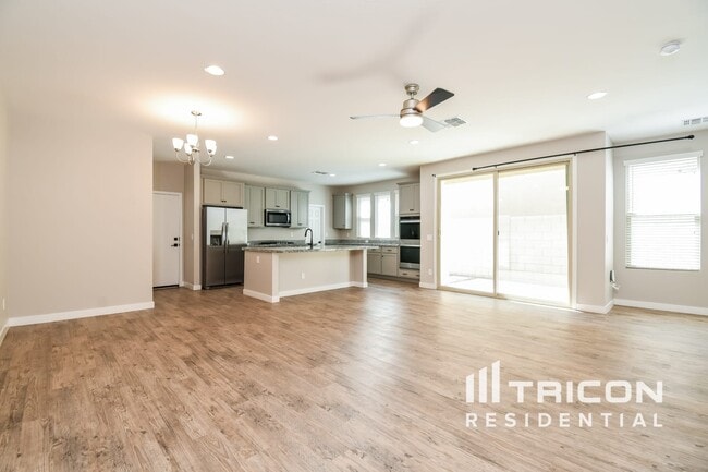 Foto del edificio - 9314 E Strobe Ave