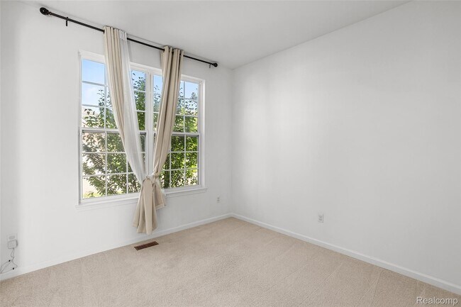 Foto del edificio - 7722 Ryder Dr